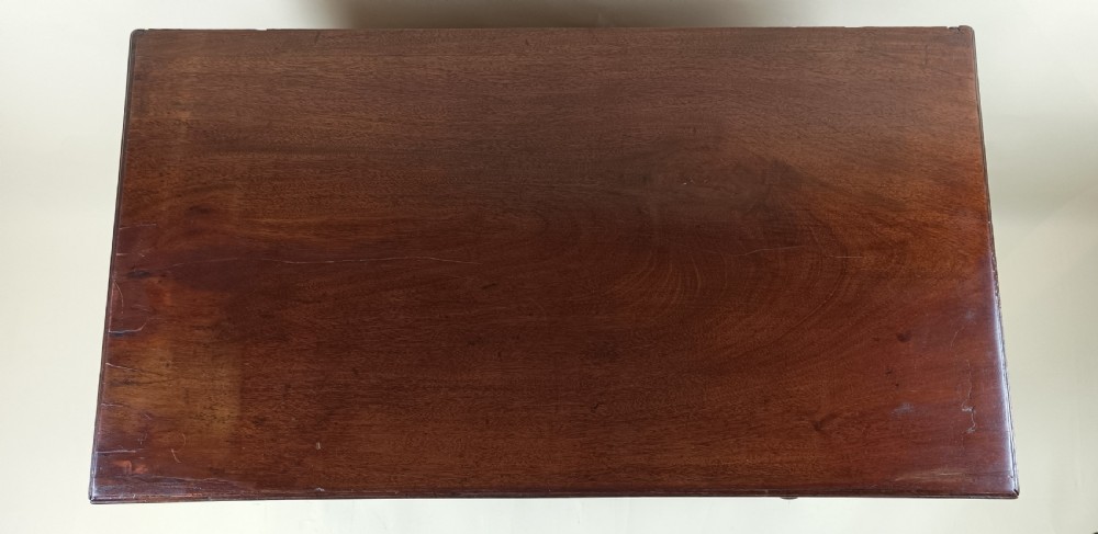 Georgian c1750 Small Proportioned Bachelors Chest of Drawers View XV