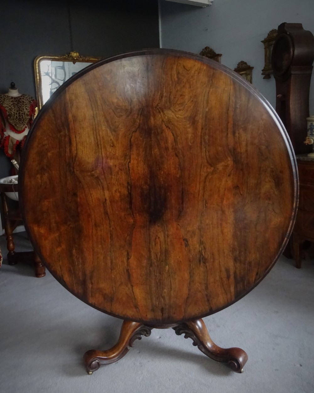 Irish Rosewood Breakfast Table by Robert Strahan Dublin