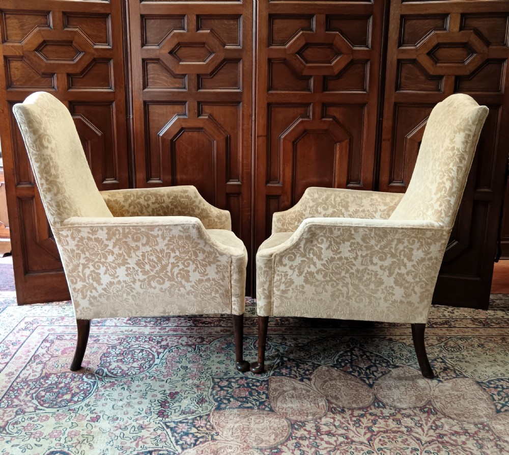 Pair of Late Victorian Library Armchairs of Georgian Design View IV