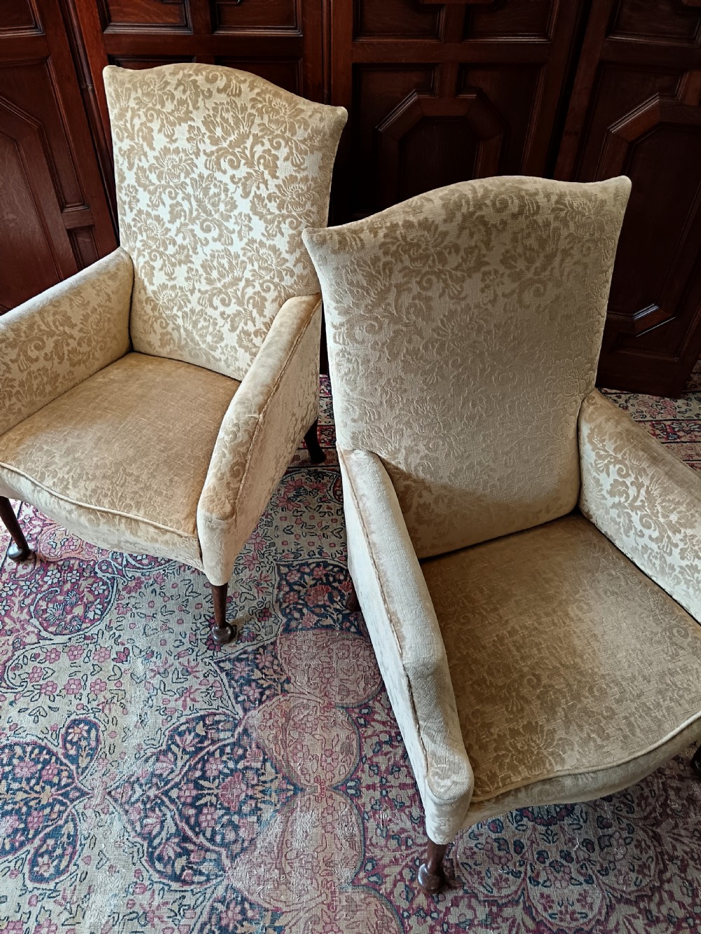 Pair of Late Victorian Library Armchairs of Georgian Design View VIII