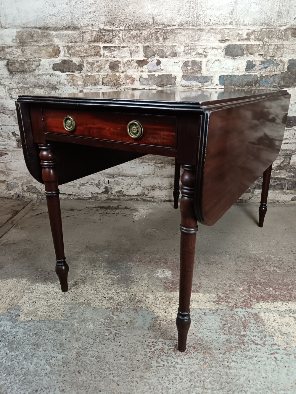 Antique Pembroke Drop Leaf  Dining Table