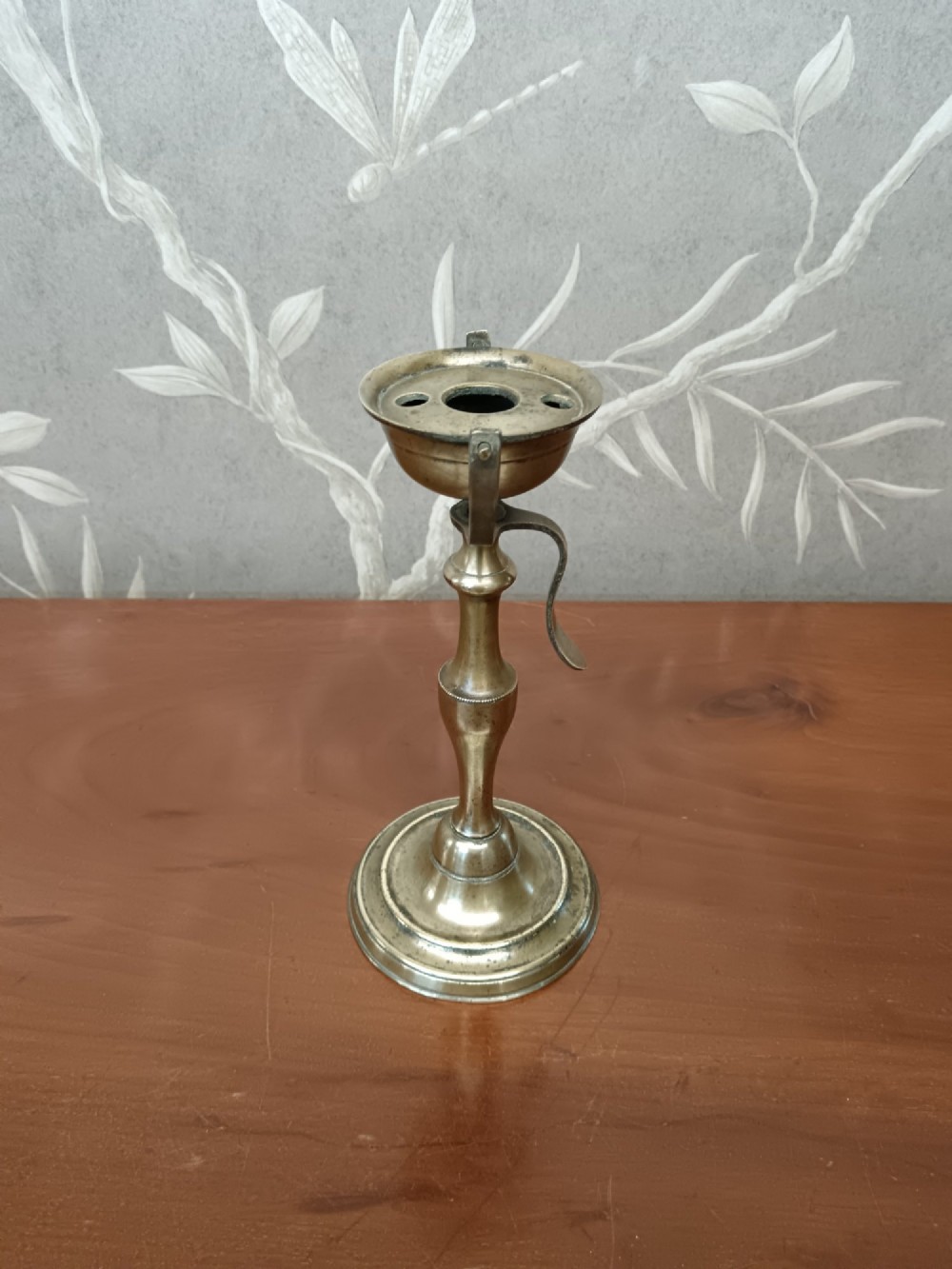 Antique brass oil lamp with a gimballed (swivelling) bowl View VII