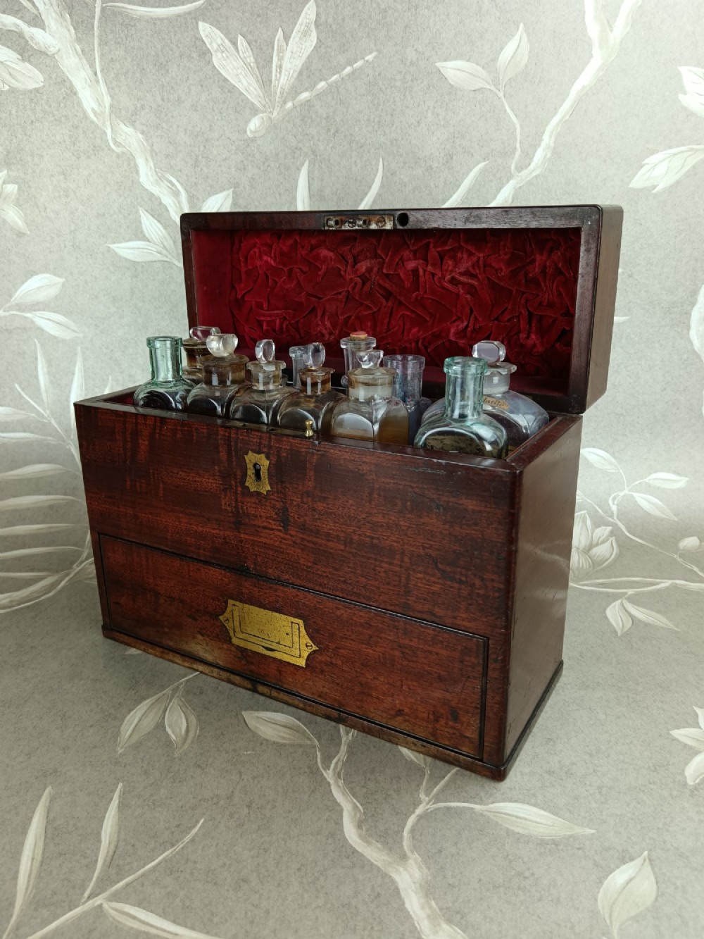 Fine Georgian Mahogany Campaign Travelling Apothecary Chest View V