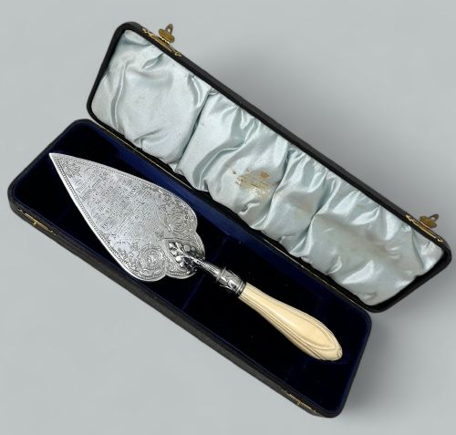 ANTIQUE ENGLISH STERLING SILVER BRICK LAYERS TROWEL BONE HANDLE HENRY WILKINSON