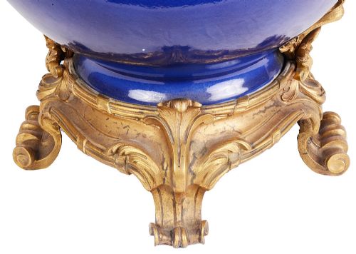 CHINESE BLUE AND WHITE VASE LAMP 19TH CENTURY - ADDITIONAL PHOTO 3