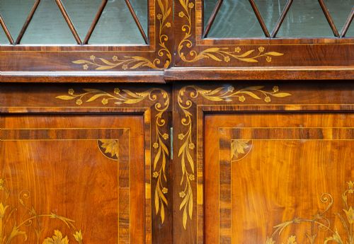 FINE GEORGIAN MAHOGANY INLAID LIBRARY BOOKCASE CIRCA 1800 - ADDITIONAL PHOTO 3