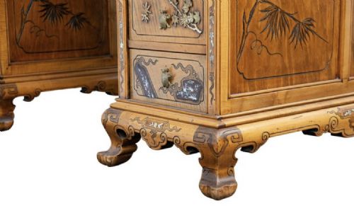 JAPANNED 19TH CENTURY PEDESTAL DESK ATTRIBUTED TO VIARDOT - ADDITIONAL PHOTO 5