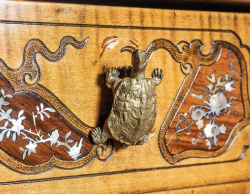 JAPANNED 19TH CENTURY PEDESTAL DESK ATTRIBUTED TO VIARDOT - ADDITIONAL PHOTO 7