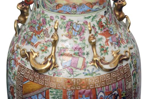 LARGE PAIR 19TH CENTURY ROSE MEDALLION VASES ON STANDS - ADDITIONAL PHOTO 5