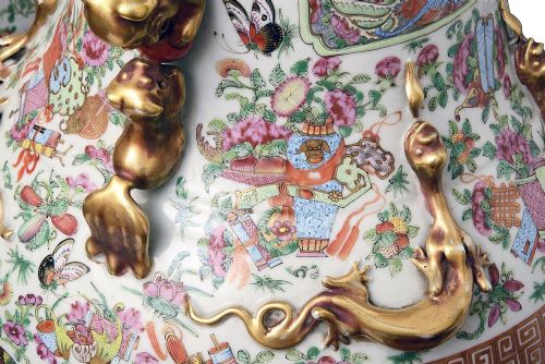 LARGE PAIR 19TH CENTURY ROSE MEDALLION VASES ON STANDS - ADDITIONAL PHOTO 12