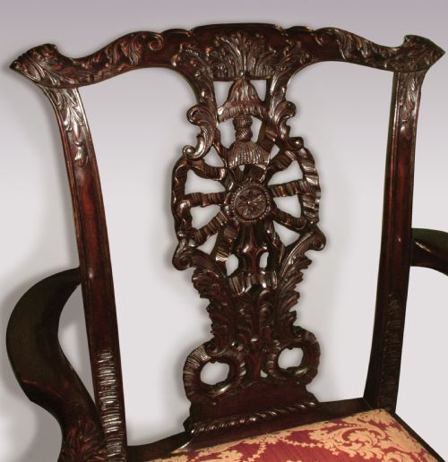 PAIR OF CHIPPENDALE STYLE MAHOGANY ARMCHAIRS - ADDITIONAL PHOTO 1
