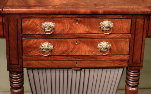 REGENCY MAHOGANY WORK TABLE - ADDITIONAL PHOTO 3