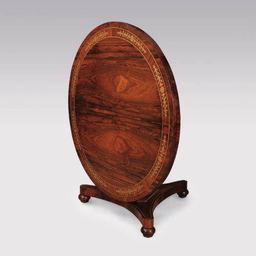 A REGENCY PERIOD ROSEWOOD AND BRASS INLAID BREAKFAST OR CENTRE TABLE - ADDITIONAL PHOTO 1