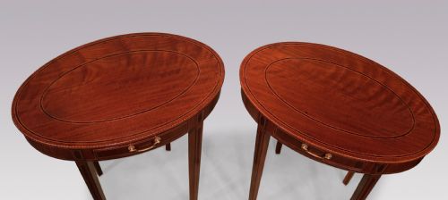 A PAIR OF LATE 18TH CENTURY SHERATON PERIOD MAHOGANY OVAL OCCASIONAL TABLES - ADDITIONAL PHOTO 2