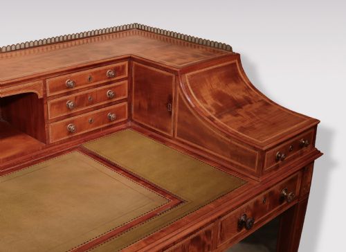 ANTIQUE GEORGE III PERIOD MAHOGANY CARLTON HOUSE WRITING DESK - ADDITIONAL PHOTO 4