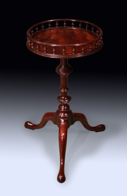 ANTIQUE GEORGE III PERIOD MAHOGANY KETTLE STAND - ADDITIONAL PHOTO 1