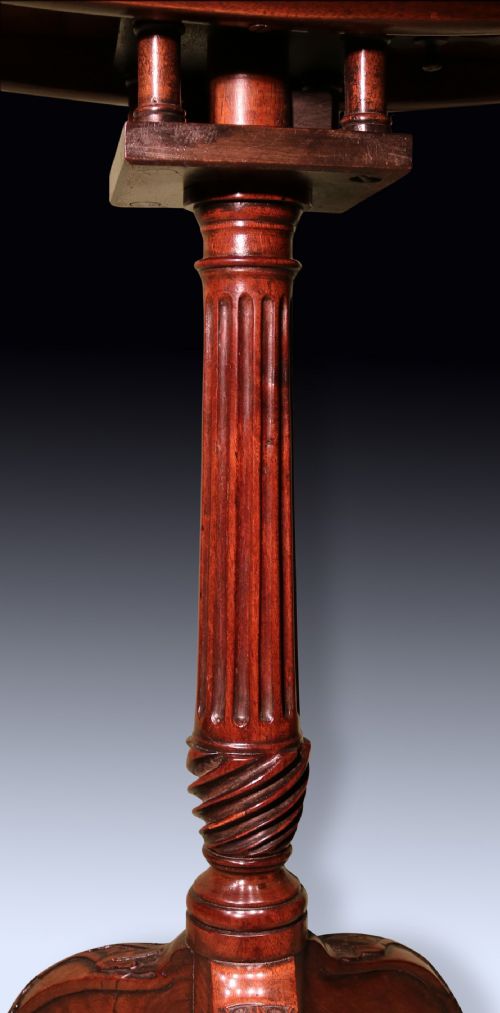 ANTIQUE CHIPPENDALE PERIOD MAHOGANY OCCASIONAL TABLE - ADDITIONAL PHOTO 4