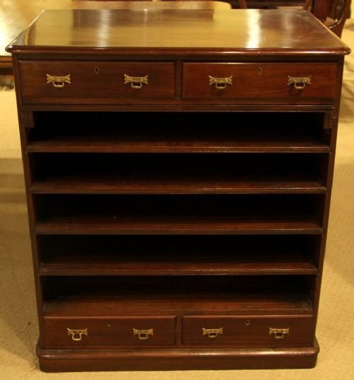 A Victorian Architect’s Portfolio Chest