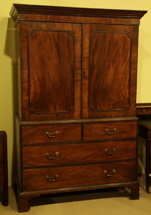 fig 1. An 18th century Mahogany Linen Press. 