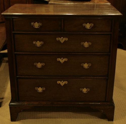 An Early 18th Century Oak Chest of Drawers