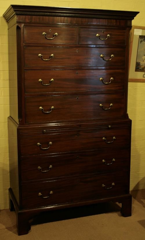 fig 1. George III mahogany chest on chest
