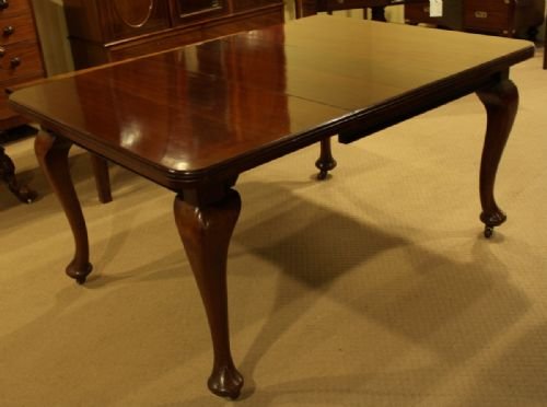 Mahogany Extending Dining Table