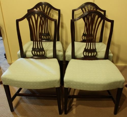 A Good Set of 8 Mahogany Dining Chairs