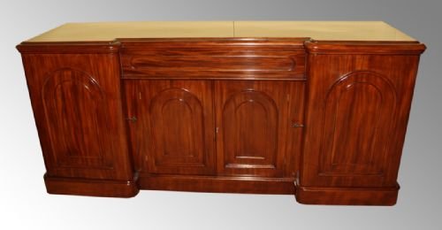 A Large Mahogany 4 Door Sideboard