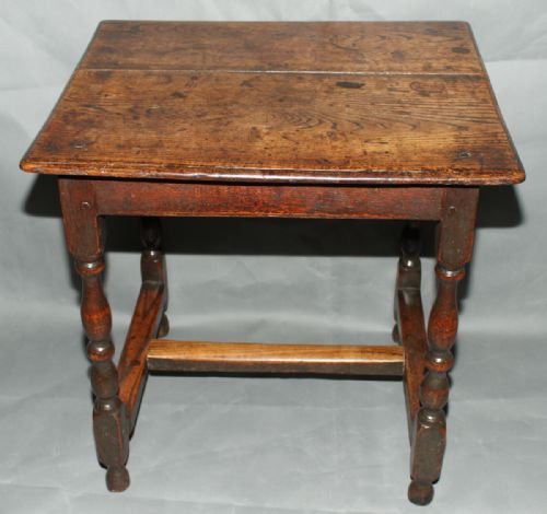 Queen Anne Oak Country Stretcher Table