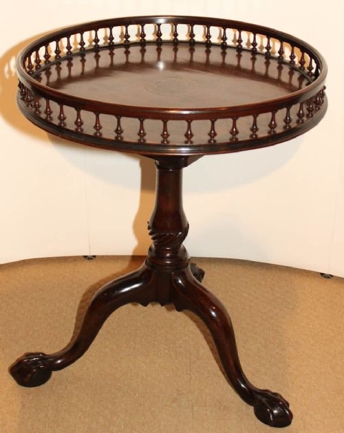 Chippendale Cuban Mahogany Tea Table with Brass Inlay and Galleried Top with a Birdcage