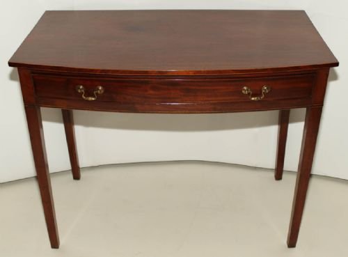 George III Single Drawer Mahogany Bowfront Side Table