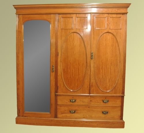 Superior Quality Edwardian Satinwood Linen Press
