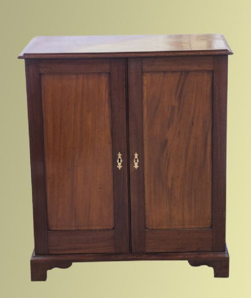 A Good Quality Mid 19th Century Mahogany Cupboard with a Pair of Panel Doors on Later Bracket Feet