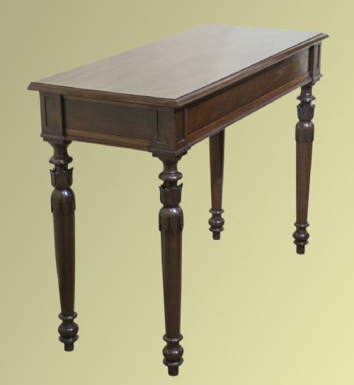 Fine Quality Victorian Mahogany Hall or Serving Table with Unusual Carved Capitals to the Legs