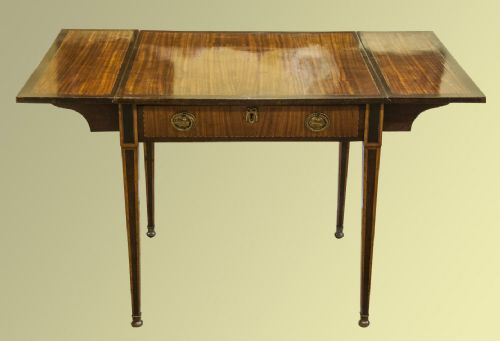 A Good Early 19th Century Satinwood and Hazelwood Crossbanded Pembroke Table
