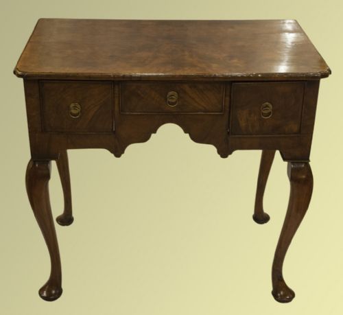George I Walnut Lowboy of Good Quality Colour, with Three Drawers Around a Shaped Apron