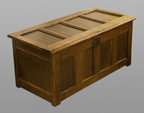 Late 17th Century Oak Coffer with 4 Pannelled Top