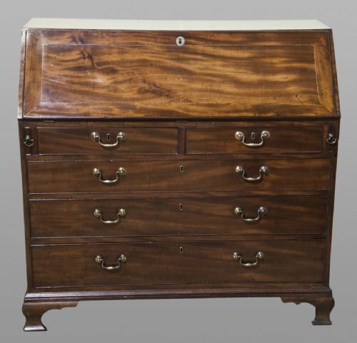 Georgian Mahogany Bureau with Beautifully Fitted Interior