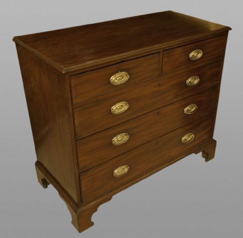Late Georgian Mahogany Chest of Drawers