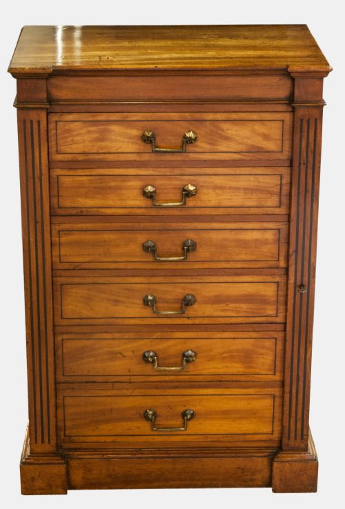 Wellington Chest of Drawers