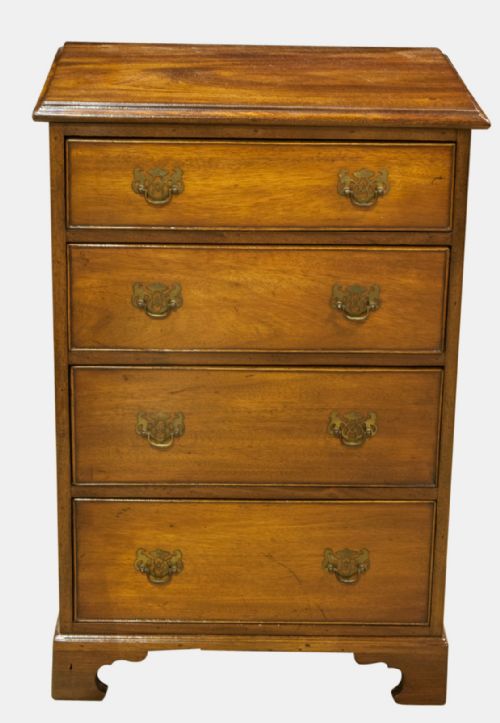 Small 4 Drawer Chest