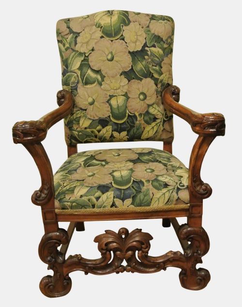 Beech Baroque Style Elbow Chair