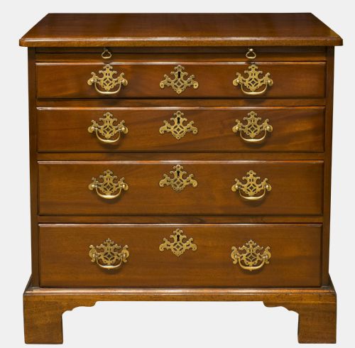 Small Mahogany Chest of Drawers