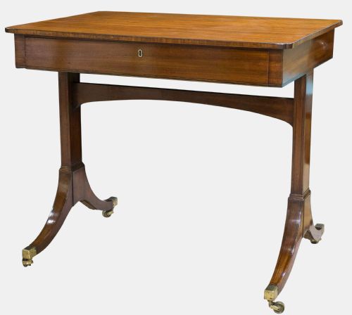 fig 1. Regency Mahogany End Table