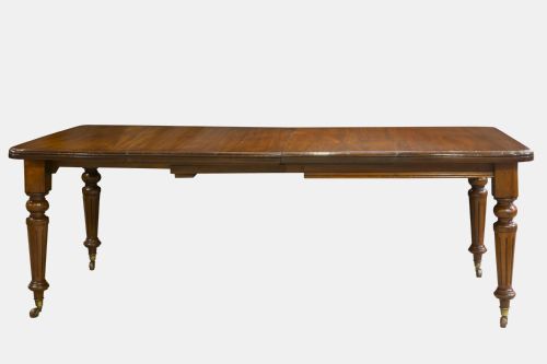 Victorian Mahogany Extending Dining Table