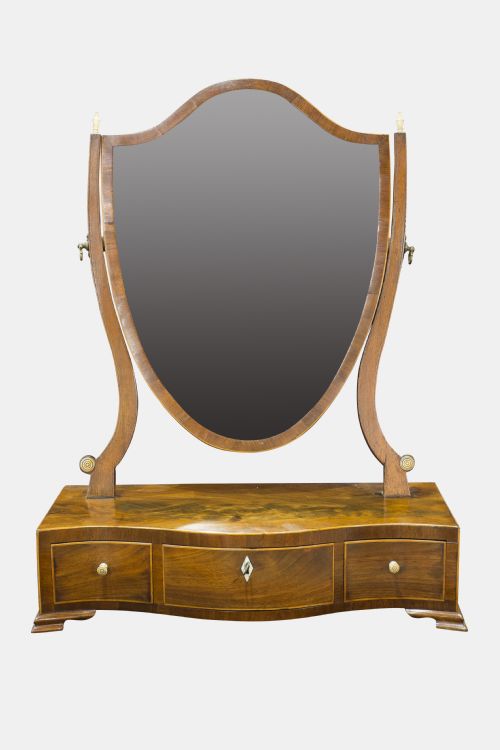 George III Serpentine Boxbase Mirror