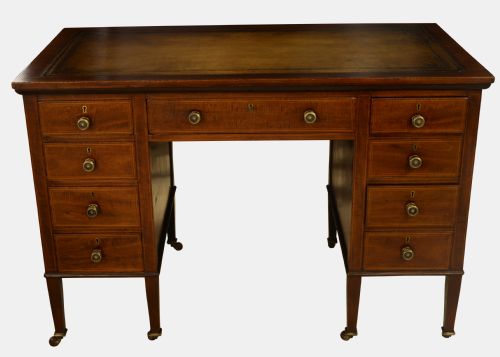 Edwardian Mahogany Inlaid Kneehole Desk
