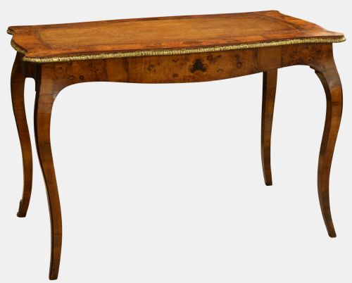 19th Century French Walnut Plat Table