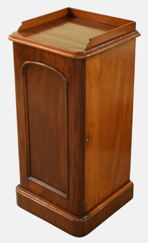 Victorian Mahogany Bedside Cupboard