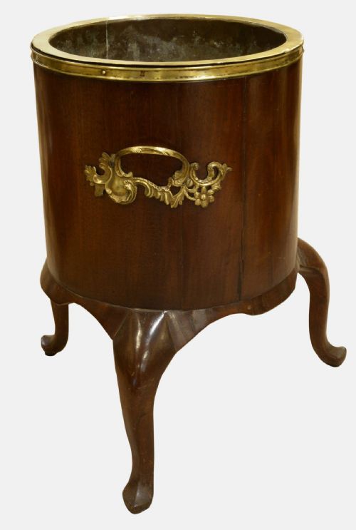 Mahogany Dutch Planter